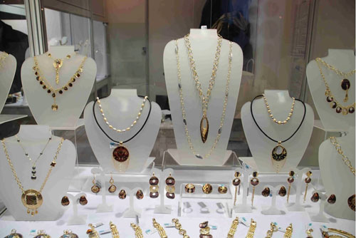海内外顶尖珠宝商齐聚2015台湾珠宝首饰展览会